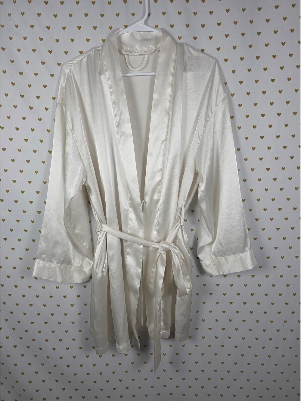 Victorias Secret Vintage Heart label White One Size Fits all Satin Silky Robe